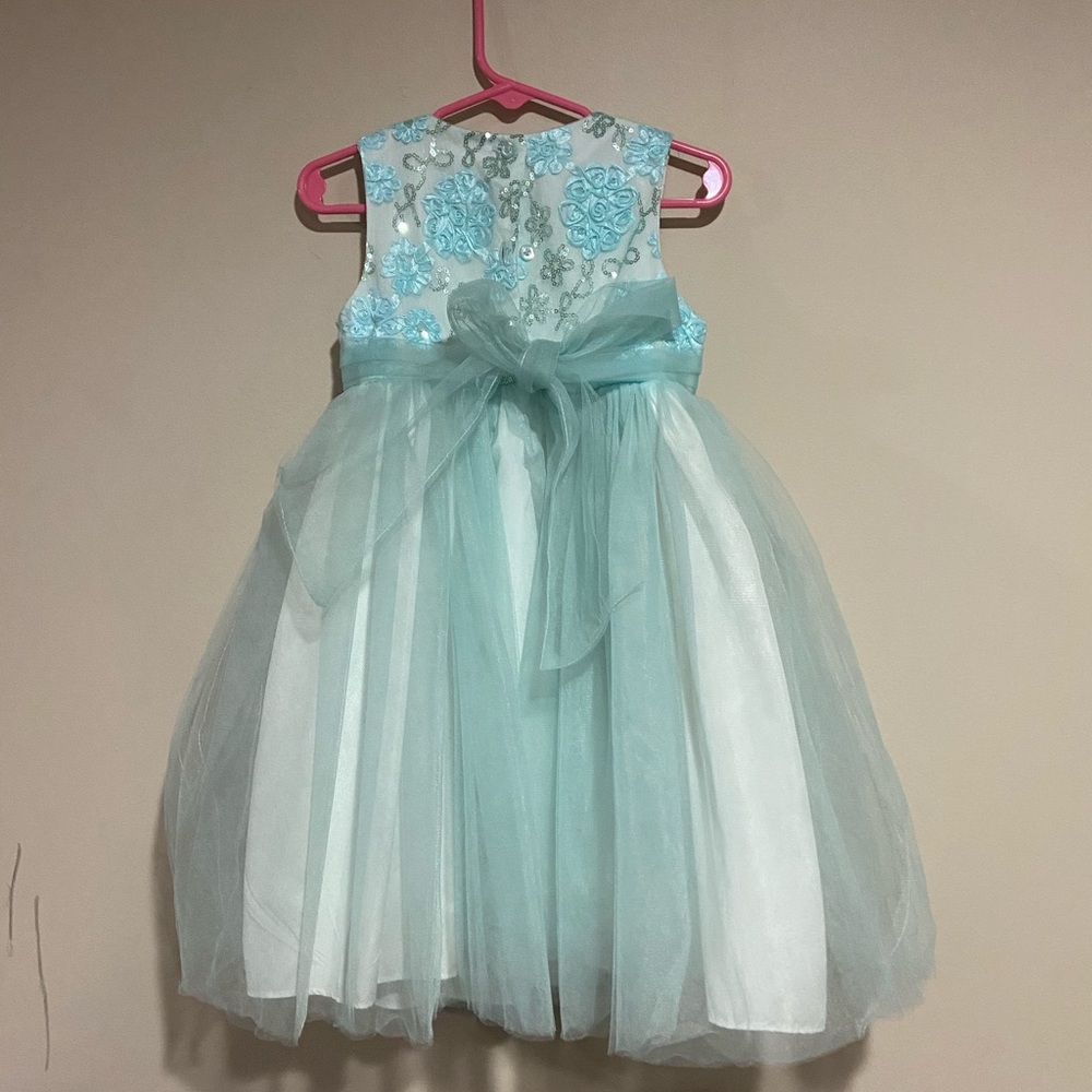 Girls Size 3T Blue Sequin Dress - Picture 2 of 4